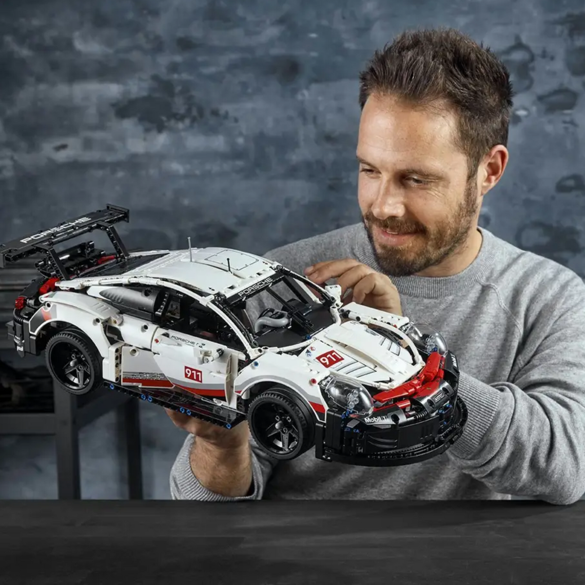 LEGO Technic Porsche 911 RSR 42096